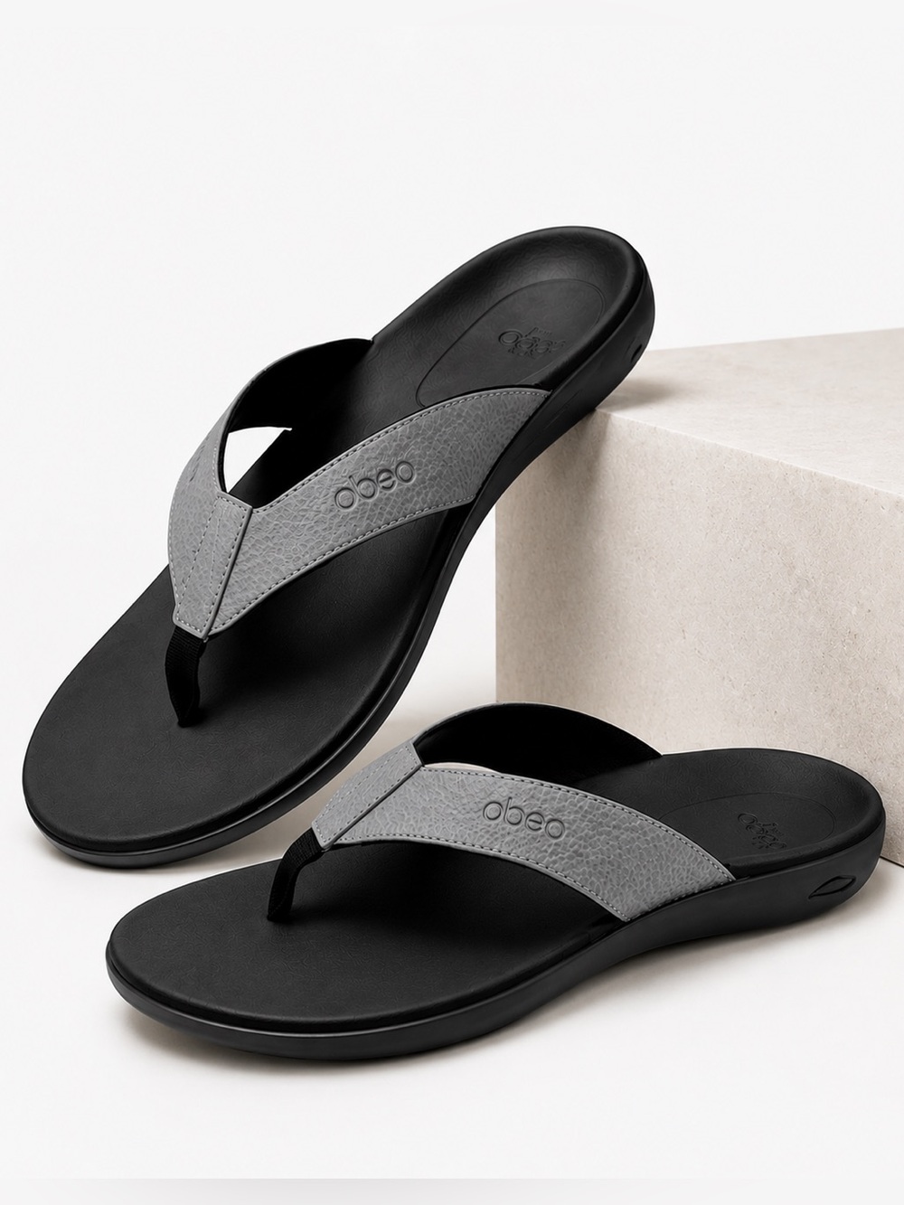 ABEO Biomechanical Orthotic Flip Flop Sandals Gray Black Comfort Thong Sandals